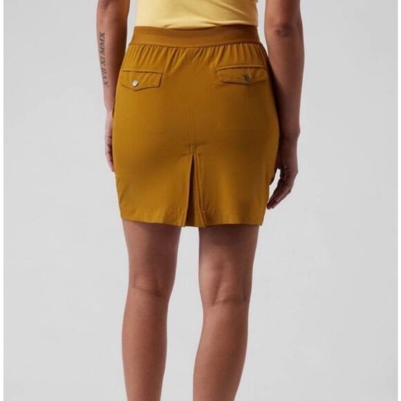 Athleta Vienna Cargo Skort Size 6 - Picture 2 of 5